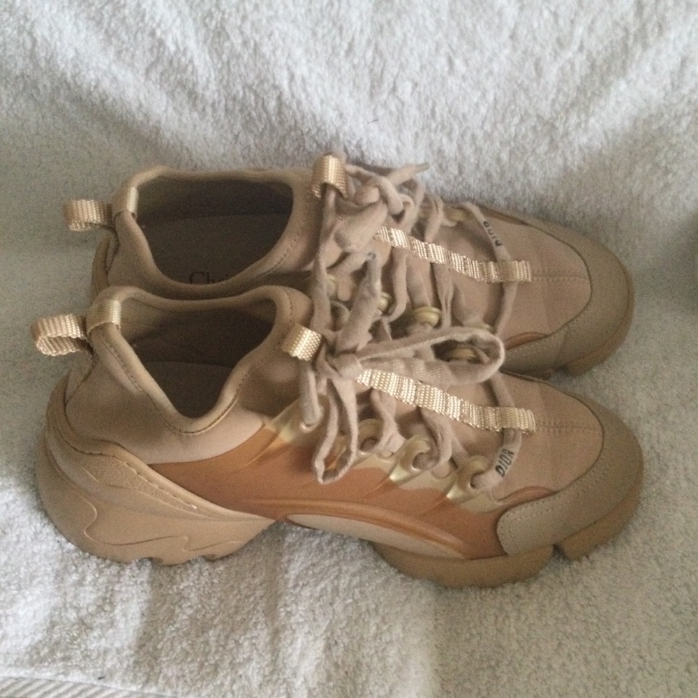 Christian Dior D-Connect Nude women size 6 US/37 EUR/5 UK
